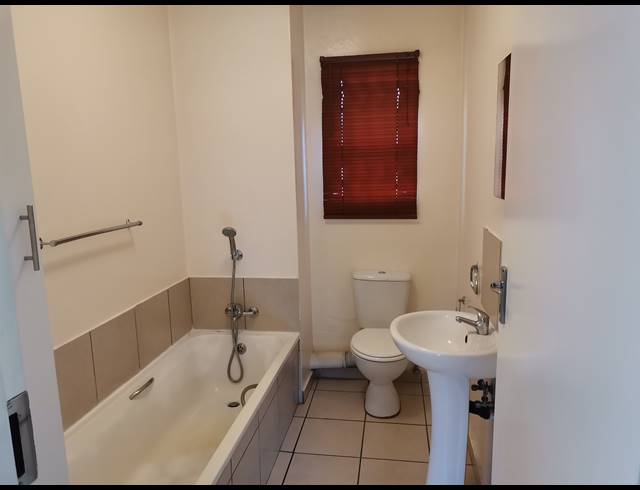 3 BEDROOM APARTMENT FOR SALE IN WITFIELD